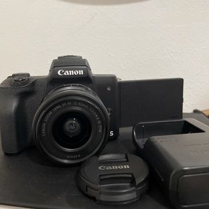 **SOLD **Canon EOS M50 Camera